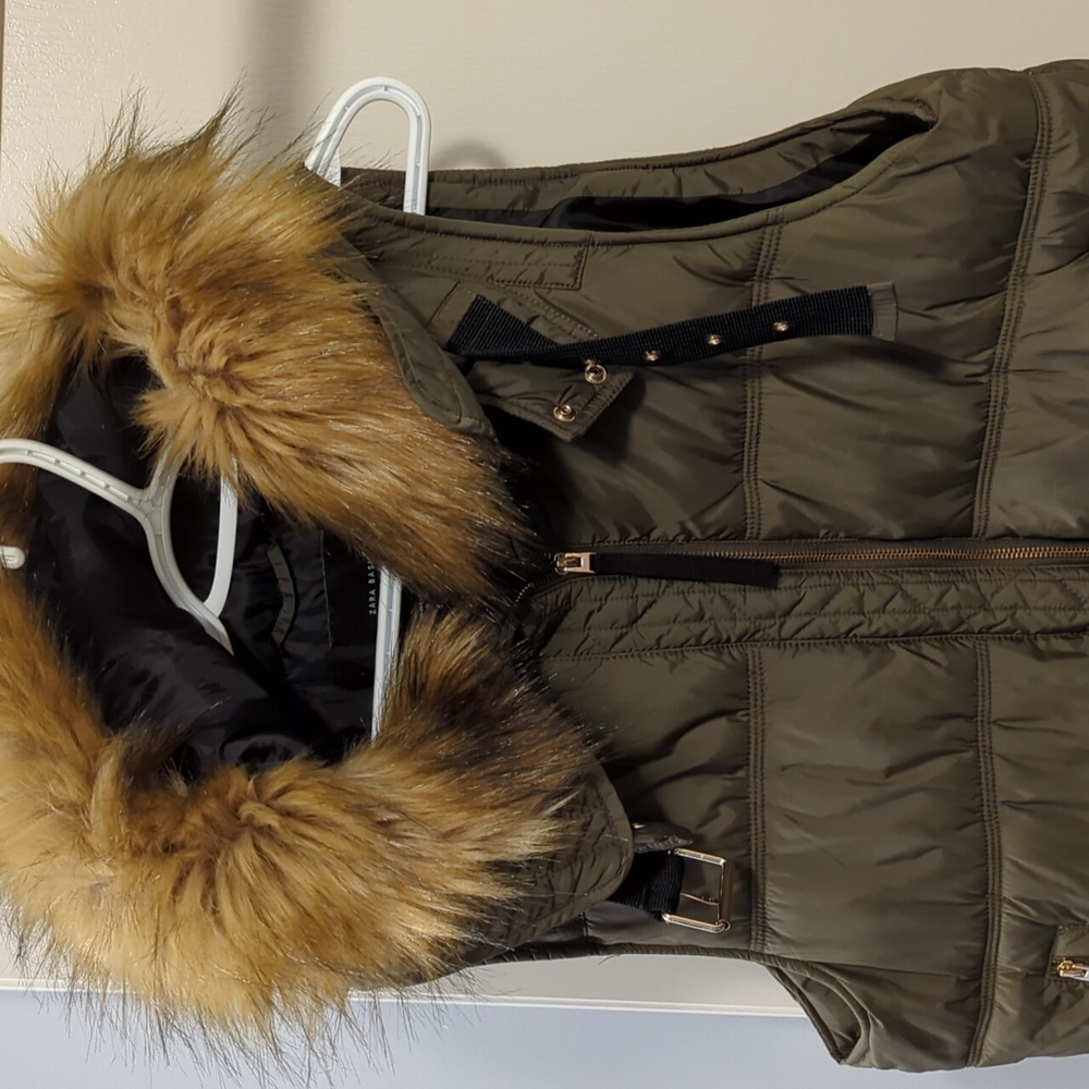 Zara Basic Outwear - Puffer Vest